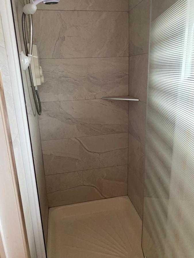 Village Centre Apartment Lahinch Buitenkant foto